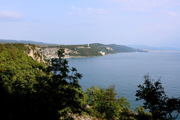 Blick vom Rilkeweg auf den Golf von Triest