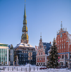 Fototapeta premium St. Peters Church and Town Hall Square in Riga