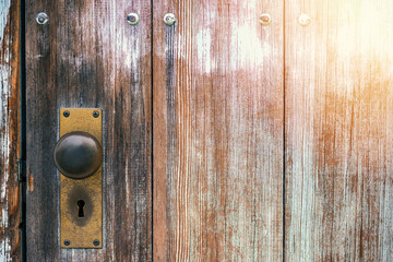 古い木製のドア