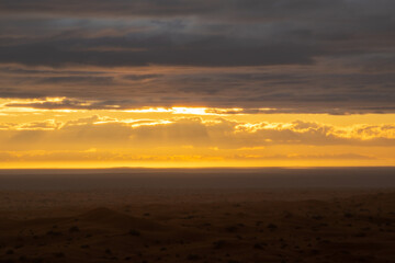 calido atardecer