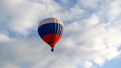 Balloons or balloons at sunset