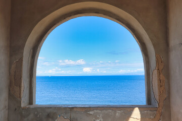 Durchblick aufs Meer