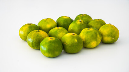 Fresh Green Citrus Fruits Pack