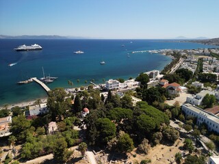  Miasto Kos - Grecja - panorama miasta nagrana dronem © Konrad