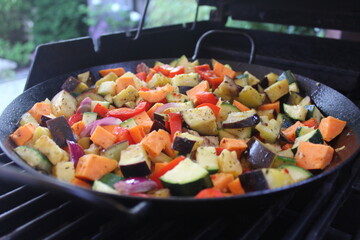 Gemüsepfanne Grillpfanne 