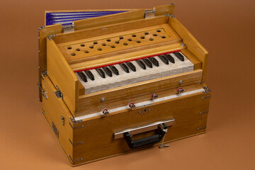 Harmonium Portrable Model