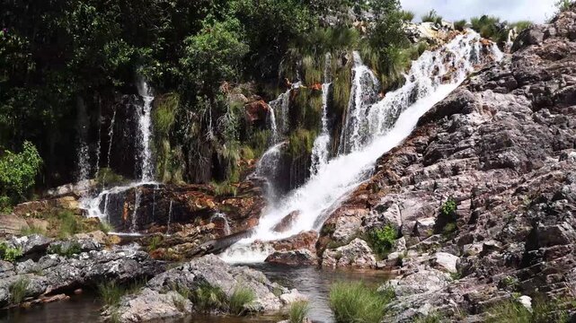 Cachoeira na cidade de Cavalcante, Estado de Goi&aacute;s, Brasil, regi&atilde;o da chapada dos veadeiros
