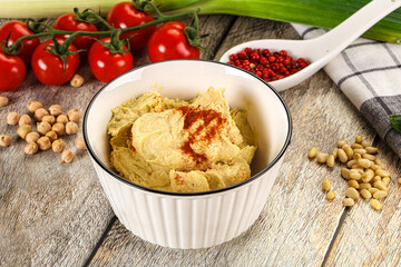 Natural chickpea hummus with paprika