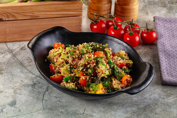 Salad with quinoa asparagus avocado