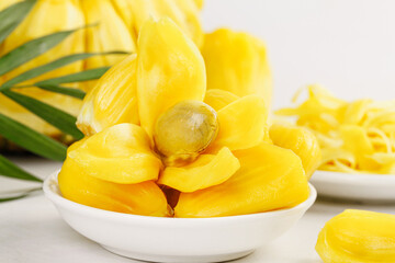 Fresh Cut Pineapple Chunks in Bowl - Sweet Golden Tropical Fruit from Vietnam
