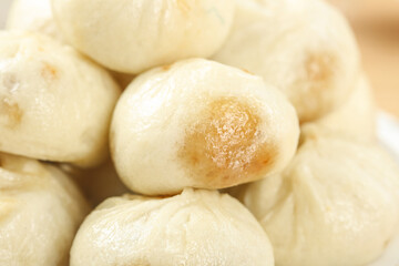 Fresh Shengzhou Xiaolongbao Traditional Chinese Steamed Soup Dumplings Dim Sum