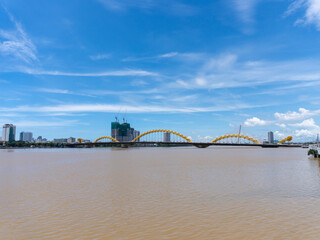 ベトナムのハン川の景色