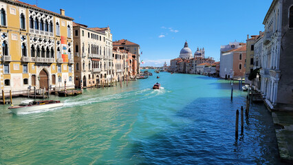 Obraz premium Santa Maria della Salute Down the Grand Canal, Venice, Italy