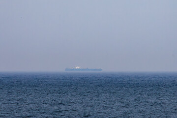 沖をゆく巨大タンカー。
伊豆半島の最南端、下田駅から出発する東海バス。
南伊豆の海岸線を走り、中木へと至る。
日本国静岡賀茂郡南伊豆町-2025/7/5
