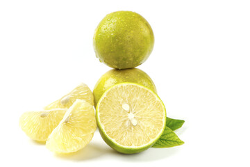 Fresh Wuming Emperor Citrus from Guangxi China - Whole and Sliced Fruits with Leaves