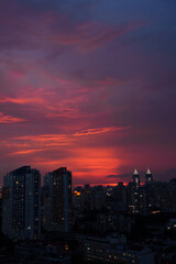 Fototapeta premium Sunset sky in the city 