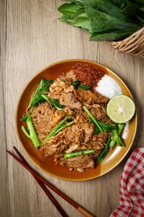 Stir-fried Rice Vermicelli Noodles with Soy Sauce and Pork, thai called Pad see ew