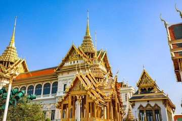 Fototapeta premium The Grand Palace was built same time as Bangkok. royal residences include Dusit Maha Prasat Throne Hall, Aphorn Phimok Prasat Throne Hall, Phiman Rattaya Throne Hall, Chakri Maha Prasat Throne Hall.