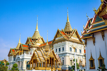 Naklejka premium The Grand Palace was built same time as Bangkok. royal residences include Dusit Maha Prasat Throne Hall, Aphorn Phimok Prasat Throne Hall, Phiman Rattaya Throne Hall, Chakri Maha Prasat Throne Hall.