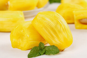 Fresh Cut Pineapple Slices with Mint - Sweet Tropical Fruit Yellow Flesh