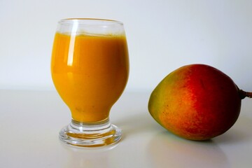Mango smoothies, yellow, colorful, juice, smoothie blend, healthy.