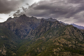 Obraz premium Stormy weather mountains