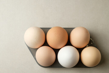 Exploring the beauty of natural eggs in a simple arrangement on a tray