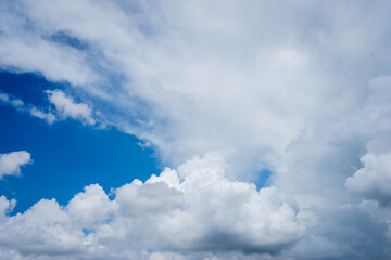 Cloud formation observation open sky nature tranquil atmosphere aerial perspective