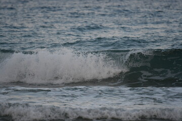 Rebentação das ondas oceânicas