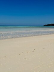 Fototapeta premium Turquoise waters of Nosy Iranja sandbank in Madagascar