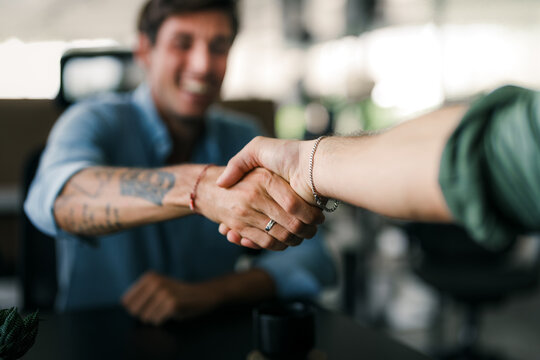 Modern, inclusive, and collaborative atmosphere in the office. They warmly welcome the new colleague - Powered by Adobe