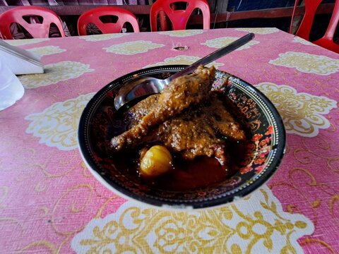 roasted curry duck with garlic