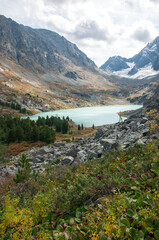 View on lake Kuyguk and Kuyguk valley in late august, the Altai Republic, Russia
