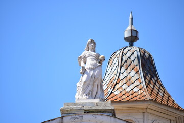 statue of saint peter in vatican