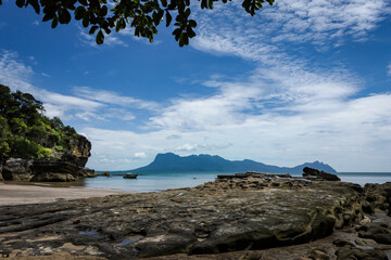 Obraz premium Beautiful landscape with rocky bay, beach and sea in Bako national park, Sarawak, Borneo, Malaysia. 