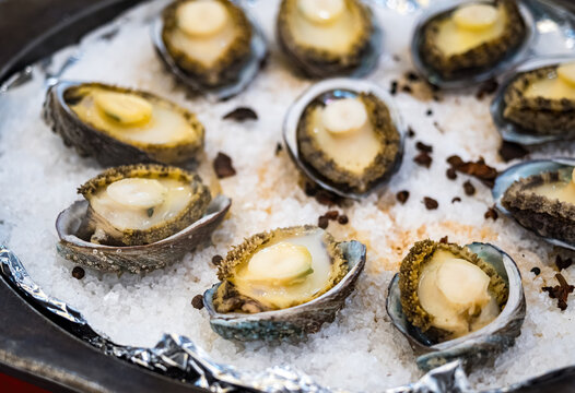 Salt Crusted Baked abalone in pot