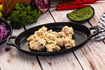 Chicken tikka with cream sauce