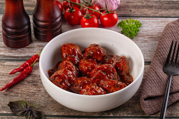 Beef meatballs with tomato sauce