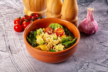 Bilgur tabuleh salad with vegetables