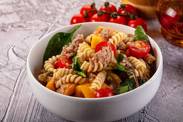 Italian pasta salad with tuna