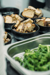 Brot Vorspeise und Gemüse in Kulinarik Küche