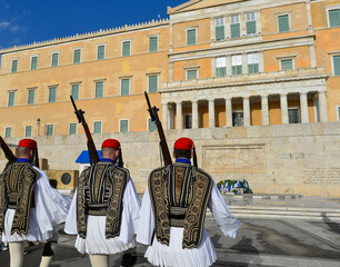 Wachwechsel am griechischen Parlament in Athen (Griechenland)