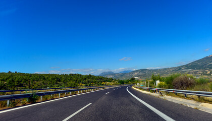 Autobahn Aftokinitodromos 7 / &Alpha;&upsilon;&tau;&omicron;&kappa;&iota;&nu;&eta;&tau;ό&delta;&rho;&omicron;&mu;&omicron;&sigmaf; von Korinth in Richtung Kalamata (Griechenland)