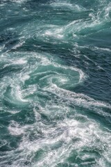 兵庫県南あわじ市　鳴門大橋と渦潮のある風景
