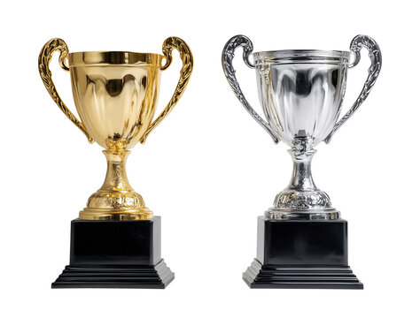 Uma ta&ccedil;a de ouro e uma ta&ccedil;a de prata isolada em fundo transparente.