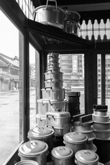 荒物屋の鍋と釜
