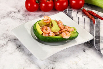 Dietary avocado cut with prawn