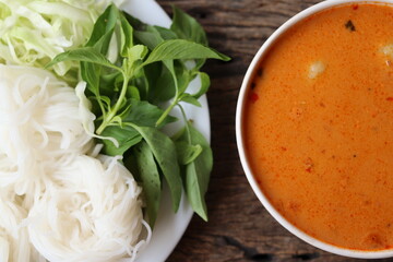 Thai Rice Noodles with Curry