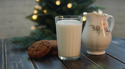 Christmas glass of milk and cookies for Santa Claus. 