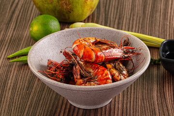 Roasted tiger prawns with garlic